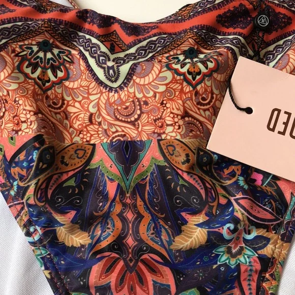 NWT missguided one piece Paisley  cut out Swimsuit - Picture 6 of 13